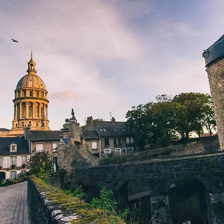 L'amazonia : Face A La Basilique Parking Gratuit 滨海布洛涅